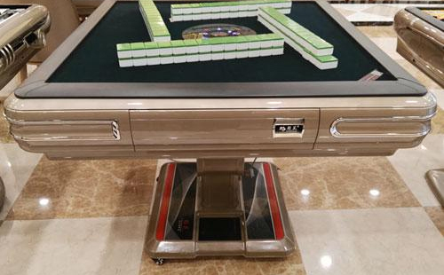 全自动临洮临洮麻将桌在家庭娱乐空间中的应用与选购指南